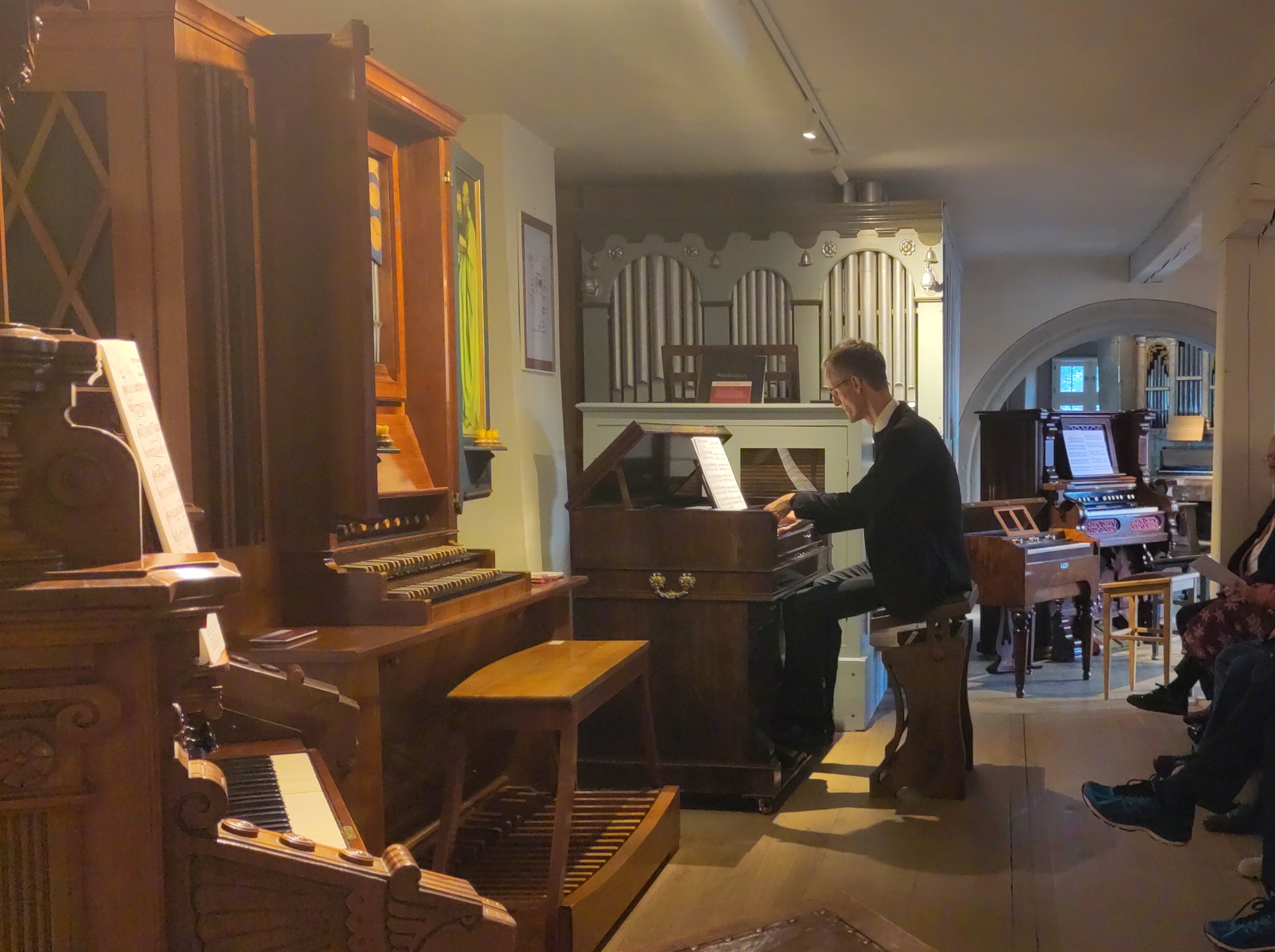 Tag des Harmoniums